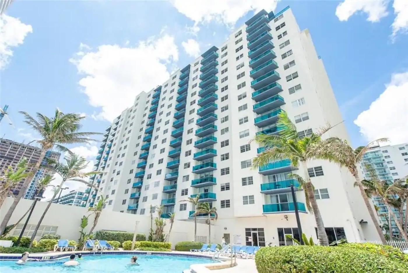 Sian Private Apartments Χόλιγουντ Εξωτερικό φωτογραφία